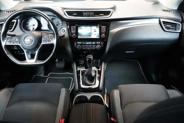 Nissan Qashqai (2018) thumbnail 2