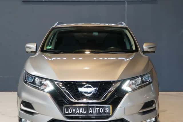 Nissan Qashqai (2018) thumbnail 3