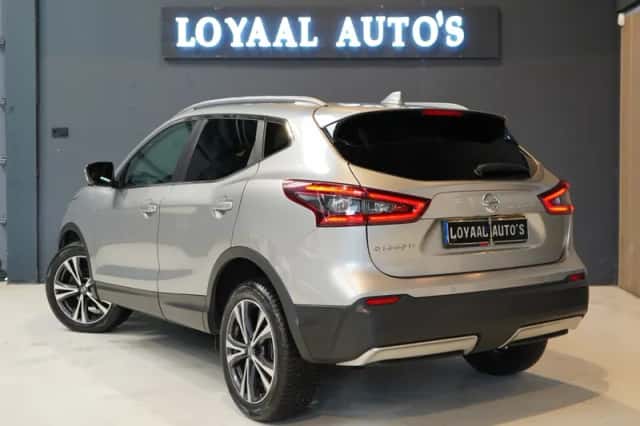 Nissan Qashqai (2018) thumbnail 6