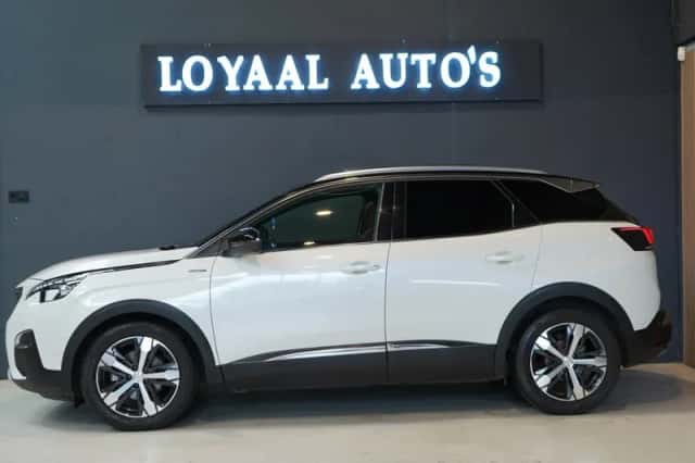 Peugeot 3008 (2017) thumbnail 5