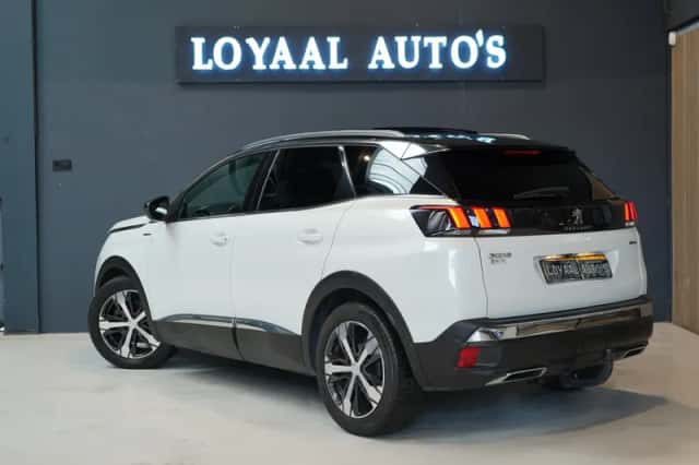 Peugeot 3008 (2017) thumbnail 6