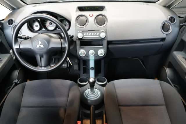 Mitsubishi Colt (2005) thumbnail 2