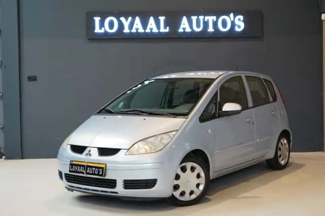 Mitsubishi Colt (2005) thumbnail 4