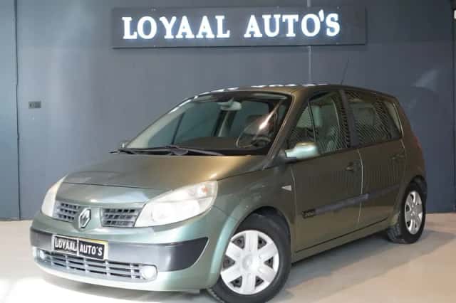 Renault Scénic (2004) thumbnail 4