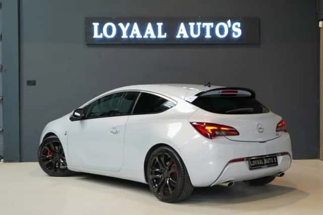 Opel Astra (2015) thumbnail 6