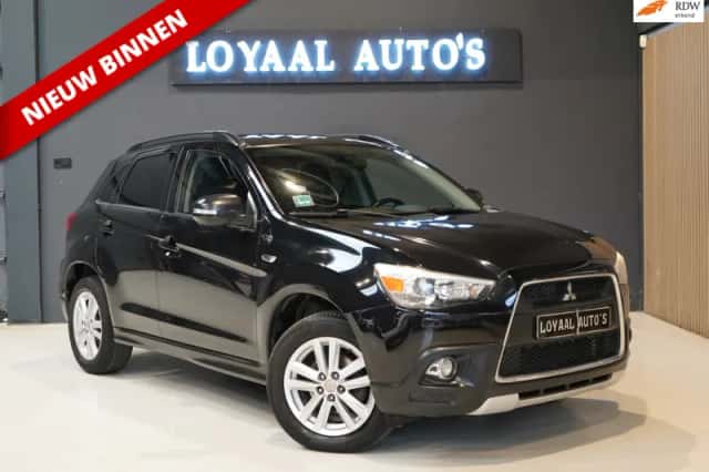 Mitsubishi ASX (2011) thumbnail 1