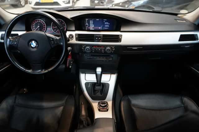 BMW 3-Serie (2011) thumbnail 2