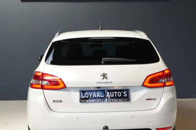 Peugeot 308 (2016) thumbnail 6