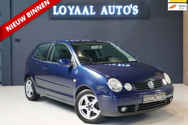 Volkswagen Polo (2002) thumbnail 1