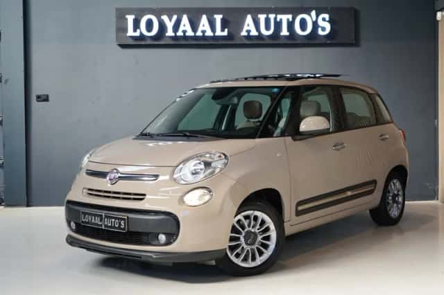 Fiat 500L (2013) thumbnail 4