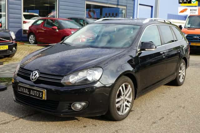 Volkswagen Golf (2010) thumbnail 1