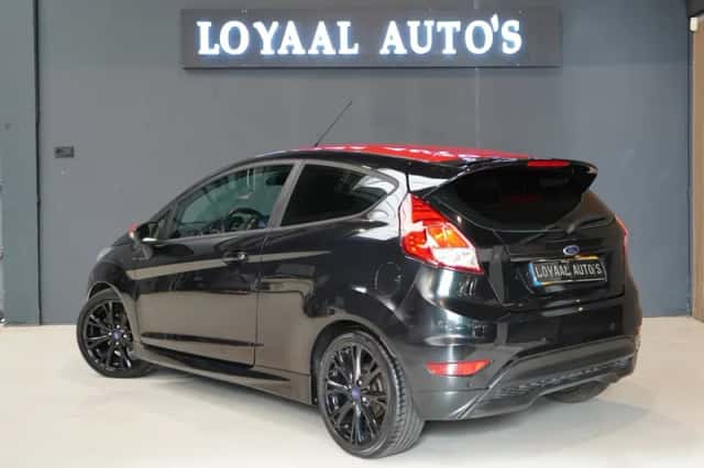 Ford Fiesta (2014) thumbnail 6