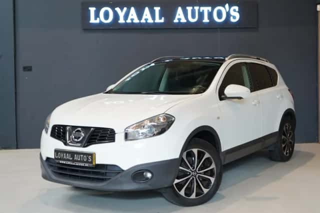 Nissan Qashqai (2012) thumbnail 4