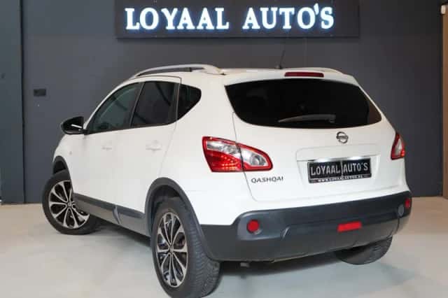 Nissan Qashqai (2012) thumbnail 6