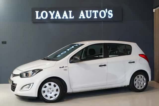 Hyundai i20 (2012) thumbnail 4