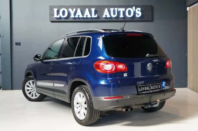 Volkswagen Tiguan (2009) thumbnail 6