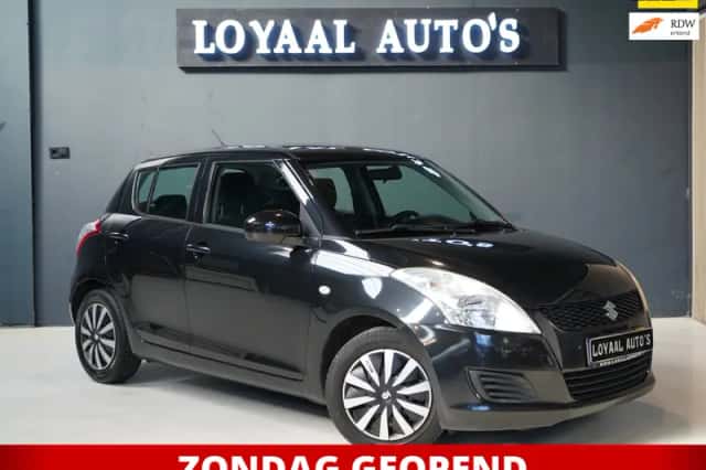 Suzuki Swift (2011) thumbnail 1