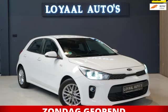 Kia Rio (2018) thumbnail 1