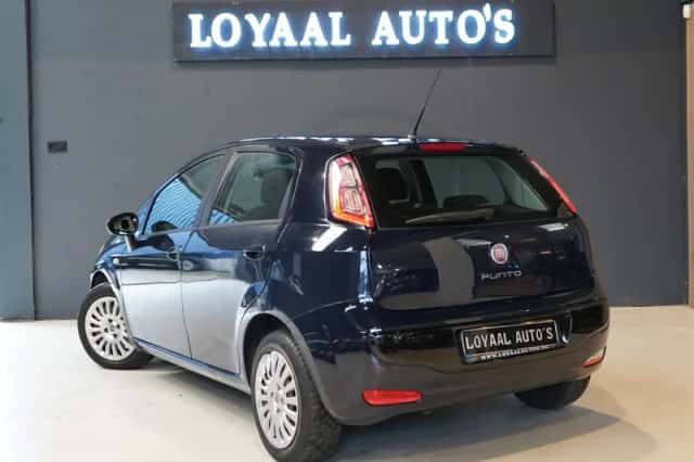 Fiat Punto (2011) thumbnail 6