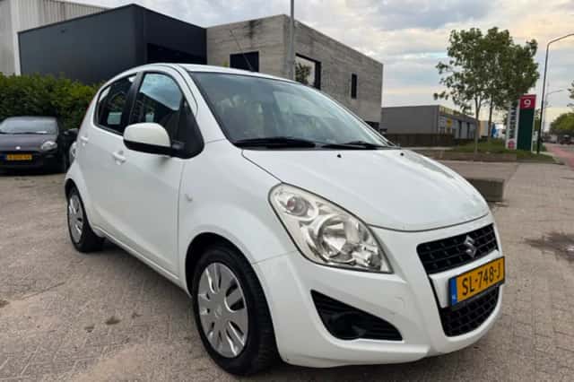 Suzuki Splash (2012) thumbnail 2
