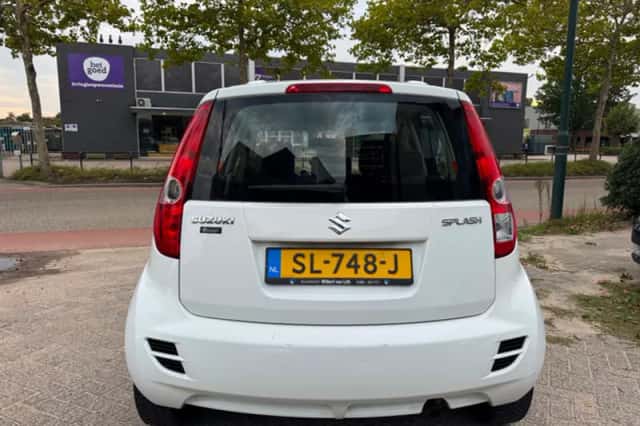 Suzuki Splash (2012) thumbnail 5