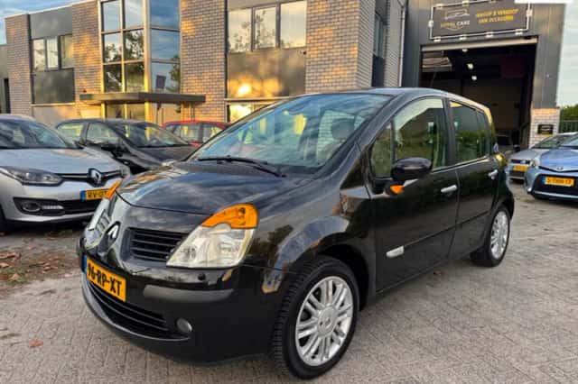 Renault Modus (2005) thumbnail 1