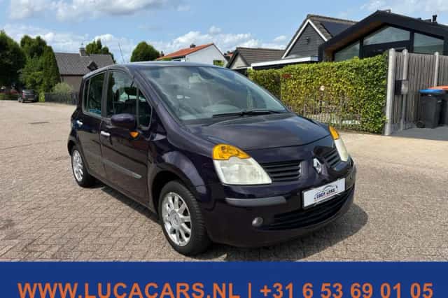 Renault Modus (2005) thumbnail 2