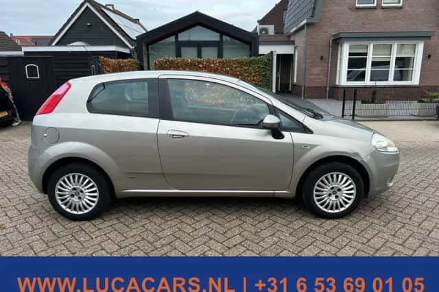 Fiat Grande Punto (2007) thumbnail 6