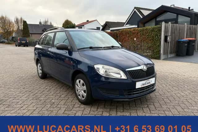 Škoda Fabia (2010) thumbnail 2