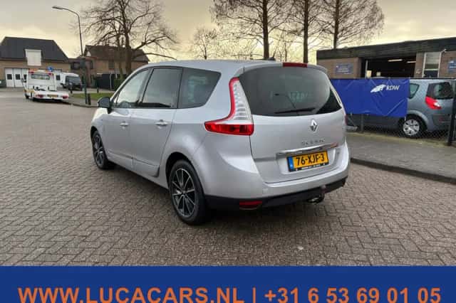 Renault Grand Scénic (2012) thumbnail 4