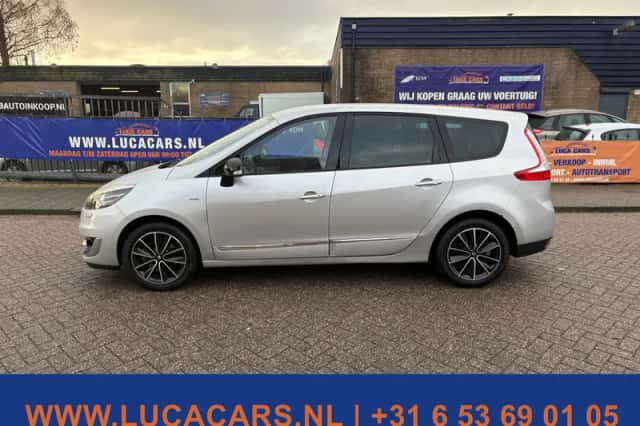 Renault Grand Scénic (2012) thumbnail 6