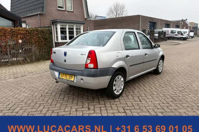 Dacia Logan (2006) thumbnail 3