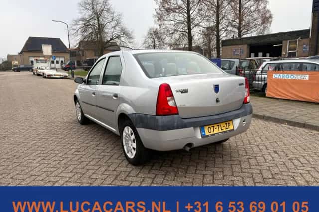Dacia Logan (2006) thumbnail 4