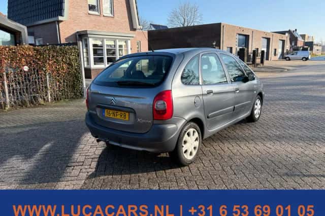 Citroën Xsara Picasso (2003) thumbnail 4