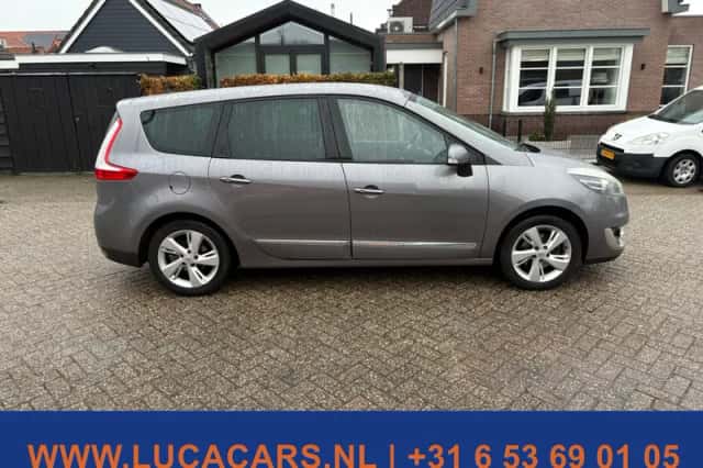 Renault Grand Scénic (2013) thumbnail 6