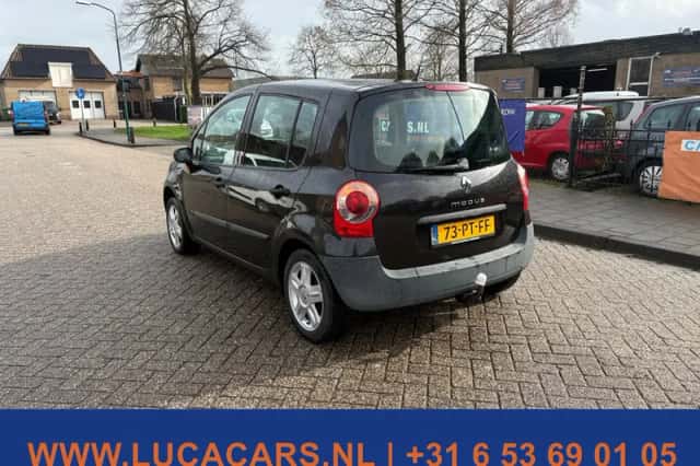 Renault Modus (2004) thumbnail 4
