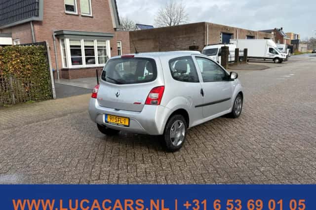 Renault Twingo (2011) thumbnail 4