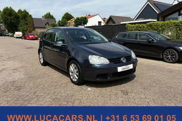 Volkswagen Golf (2008) thumbnail 2