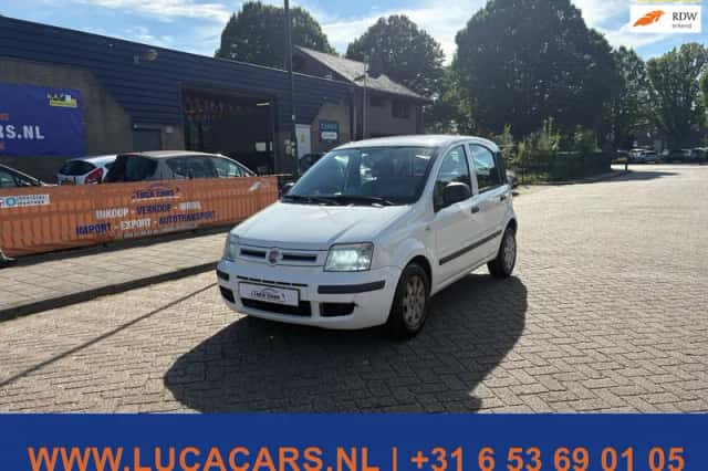 Fiat Panda (2010) thumbnail 1