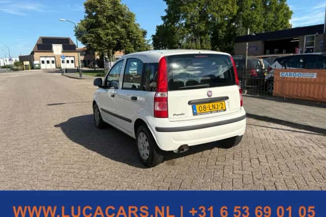 Fiat Panda (2010) thumbnail 4