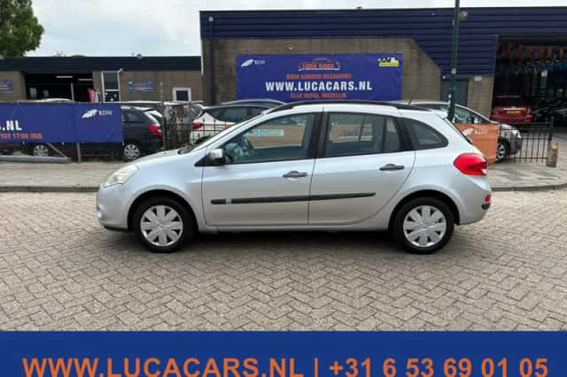 Renault Clio (2010) thumbnail 6
