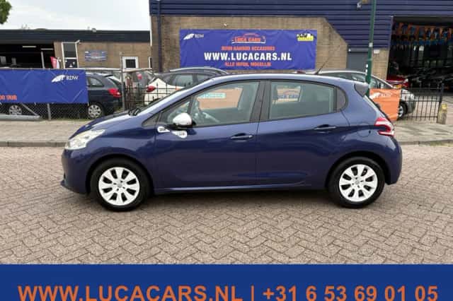 Peugeot 208 (2014) thumbnail 5
