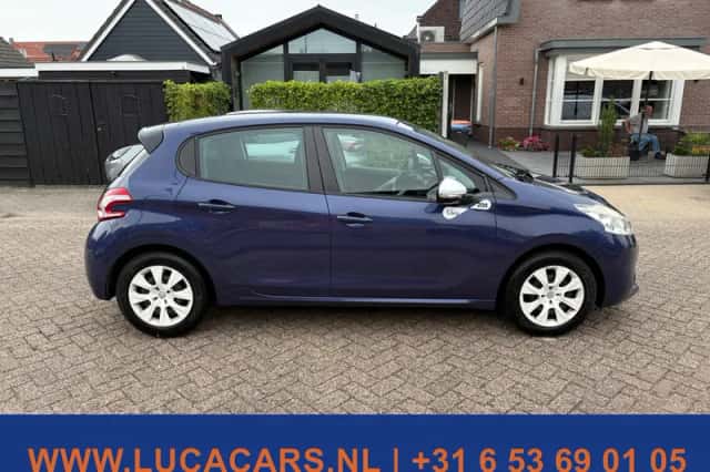 Peugeot 208 (2014) thumbnail 6