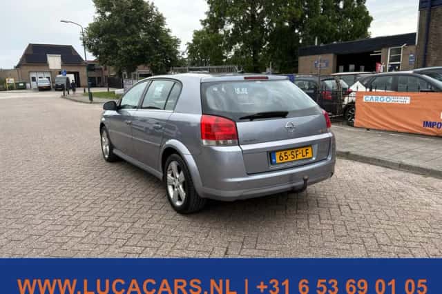 Opel Signum (2005) thumbnail 4
