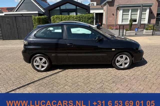 SEAT Ibiza (2007) thumbnail 5