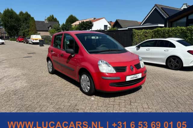 Renault Modus (2007) thumbnail 2