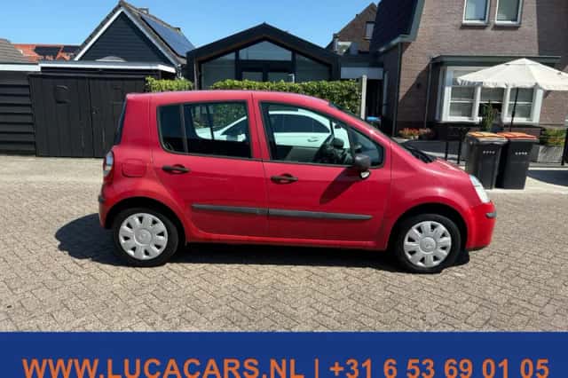Renault Modus (2007) thumbnail 5