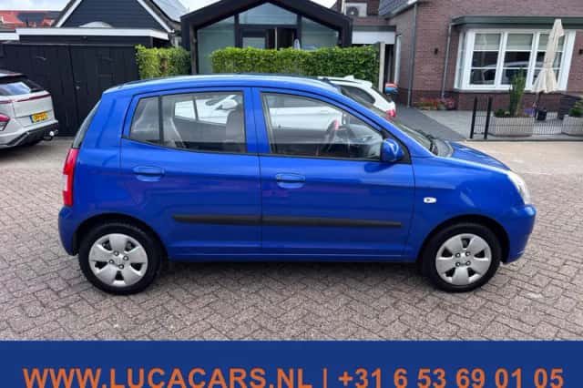 Kia Picanto (2006) thumbnail 6