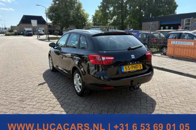 SEAT Ibiza (2011) thumbnail 4