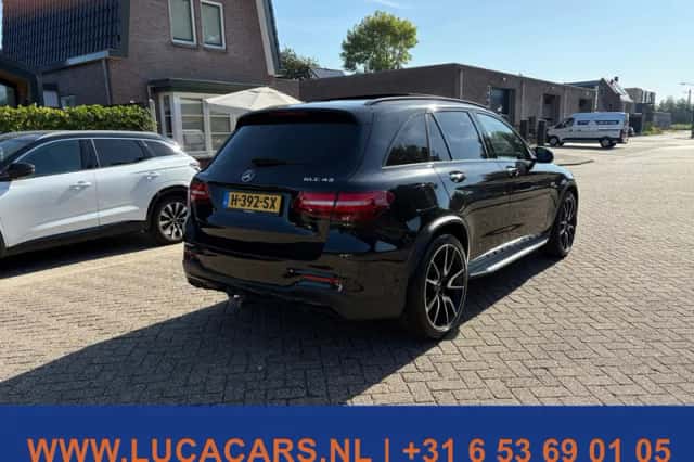 Mercedes-Benz GLC-Klasse (2017) thumbnail 3